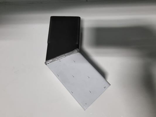 Zwarte vierkante regenpijpbocht 80×80 mm 45 graden ANTHRA-ZINC